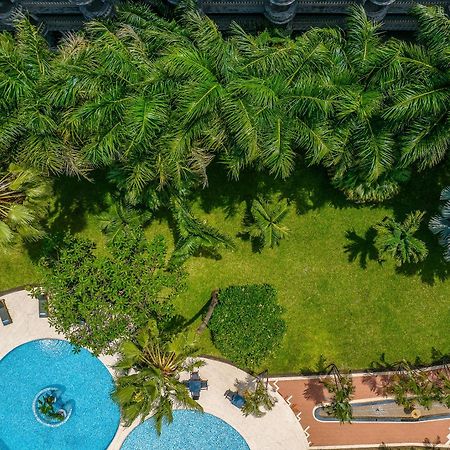 Delta Hotels By Marriott Daressalam Exterior foto