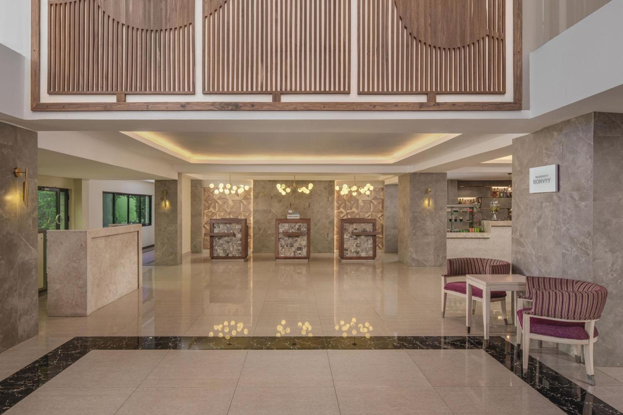 Delta Hotels By Marriott Daressalam Exterior foto