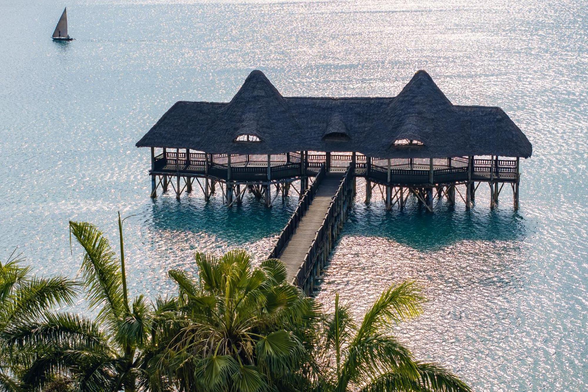 Delta Hotels By Marriott Daressalam Exterior foto